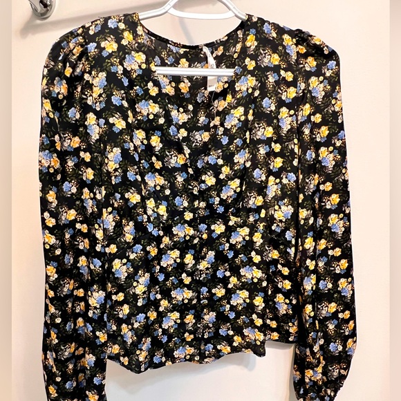Mango womens black v neck long sleeve floral top size S - Picture 2 of 7